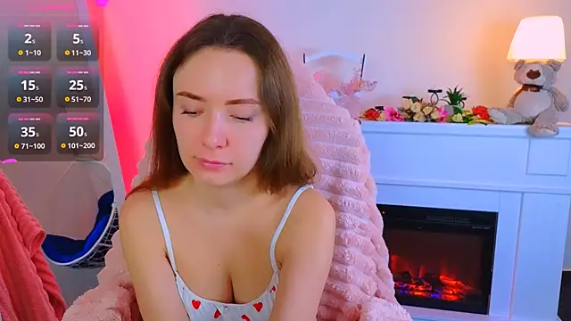 Snapshot of ___Emily___ chatting on January 2025 07:39:02 AM    Emily    online show from January 2025 07:39:02 AM