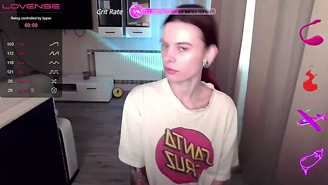 Snapshot of RinaDevil chatting on December 2024 09:17:01 AM RinaDevil online show from December 2024 09:17:01 AM