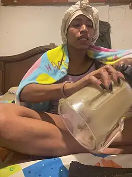 angelamarie1 online show from May 2026 04:32:02 AM