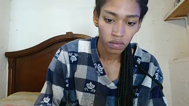 Snapshot of angelamarie1 chatting on July 2026 12:33:01 PM angelamarie1 online show from July 2026 12:33:01 PM
