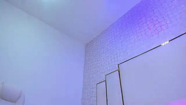 paola rodriguez online show from April 2026 11:48:01 AM