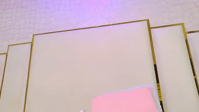 Snapshot of paola_rodriguez chatting on June 2026 11:54:01 AM paola rodriguez online show from June 2026 11:54:01 AM