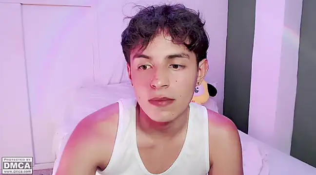 Snapshot of ZHALEM chatting on February 2025 04:07:01 AM ZHALEM online show from February 2025 04:07:01 AM