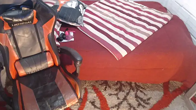 sexyjustin202 online show from October 2025 10:44:01 PM