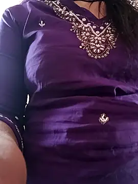 Snapshot of CuteSarikaLIVE chatting on February 2026 04:02:01 AM CuteSarikaLIVE online show from February 2026 04:02:01 AM