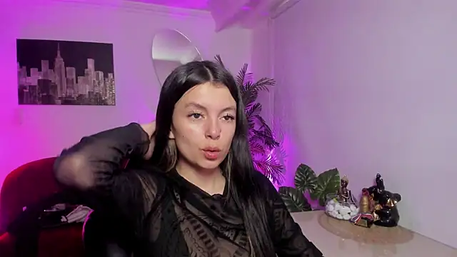 Snapshot of Meghan320 chatting on November 2025 11:32:02 AM Meghan320 online show from November 2025 11:32:02 AM