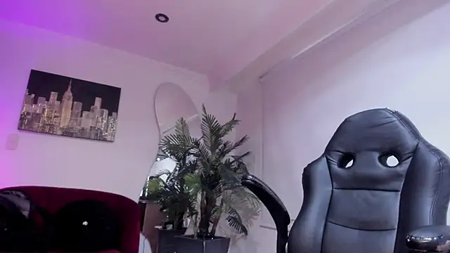 Meghan320 online show from March 2026 11:28:02 AM