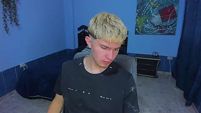 patrik 027 online show from April 2026 07:58:01 PM