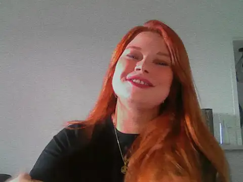 Snapshot of DommeniqueLacan chatting on September 2025 03:15:01 PM DommeniqueLacan online show from September 2025 03:15:01 PM