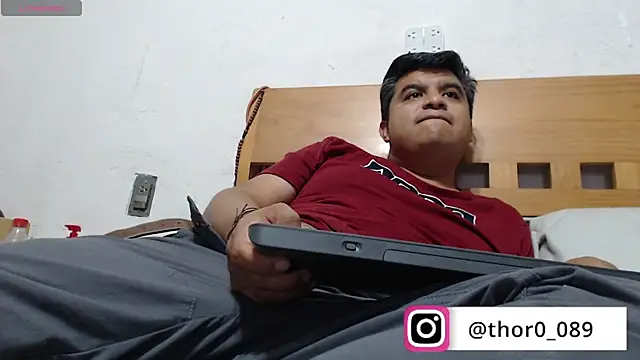 thor000089 online show from April 2026 01:53:01 AM