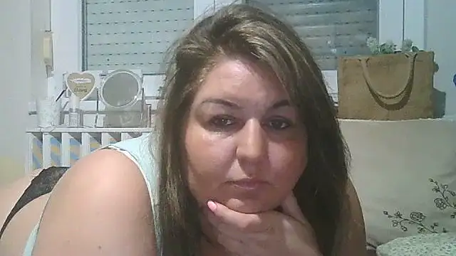 Snapshot of Mileva88 chatting on September 2025 06:10:02 PM Mileva88 online show from September 2025 06:10:02 PM