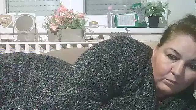 Mileva88 online show from November 2025 11:43:02 PM