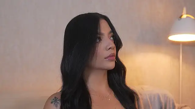 sarah hiill online show from February 2026 12:59:01 AM