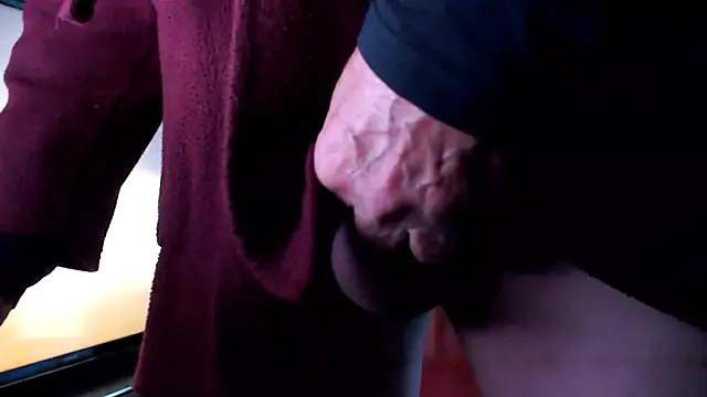 Snapshot of Unicum900 chatting on October 2025 08:43:01 AM Unicum900 online show from October 2025 08:43:01 AM