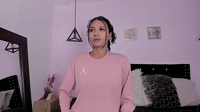 CeliWoods online show from November 2025 11:23:02 AM