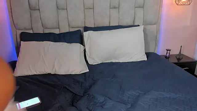 Snapshot of Stefhanyblow chatting on November 2025 05:51:02 AM Stefhanyblow online show from November 2025 05:51:02 AM