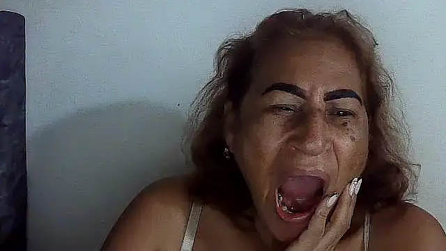 charrysexy1 online show from December 2025 12:56:01 PM