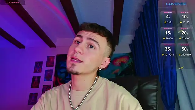 Snapshot of dimitri-bilak chatting on January 2025 11:34:02 PM dimitri-bilak online show from January 2025 11:34:02 PM