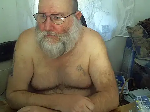 Snapshot of SexySantaC chatting on February 2025 10:31:02 AM SexySantaC online show from February 2025 10:31:02 AM