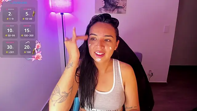 Miss Nicole online show from May 2026 12:56:01 PM
