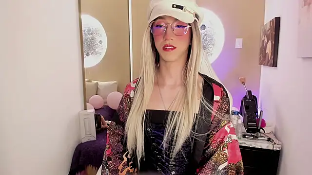 Yaki Tai online show from April 2026 04:06:02 AM