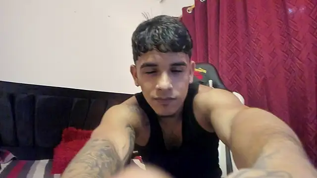 Snapshot of Evan_stoner chatting on September 2025 01:51:01 AM Evan stoner online show from September 2025 01:51:01 AM