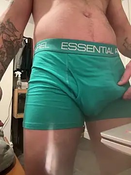 bigguy101 online show from March 2025 09:40:02 PM