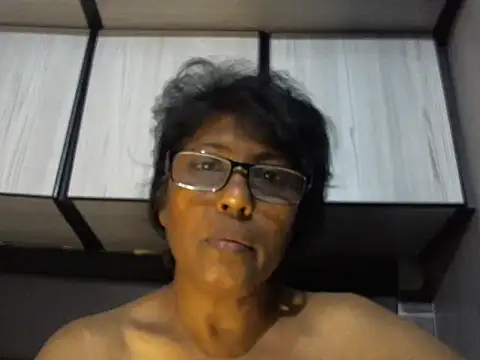 MsAttitude online show from April 2026 06:47:01 AM