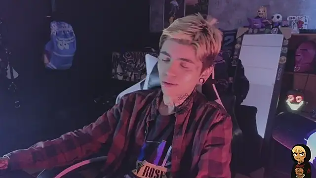 AcidMilo online show from July 2026 05:04:02 PM
