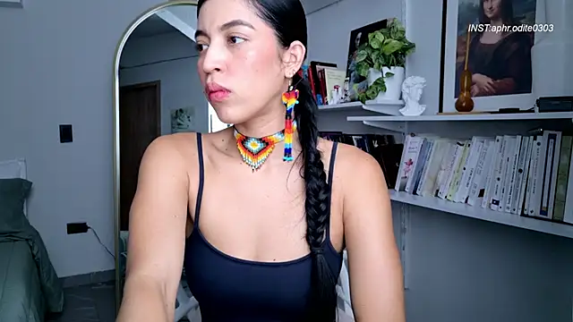 Nikol-JE online show from April 2026 08:20:01 PM