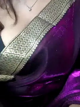 Snapshot of Nia__09 chatting on September 2025 08:09:01 PM Nia  09 online show from September 2025 08:09:01 PM