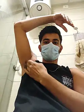 Snapshot of bigdickfuckuu chatting on October 2025 08:29:02 PM bigdickfuckuu online show from October 2025 08:29:02 PM