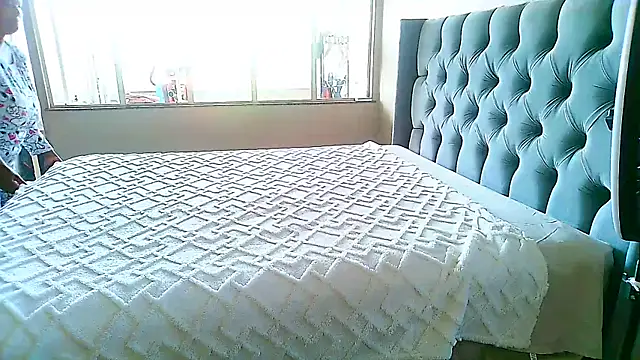 Snapshot of Charlie-Crawford chatting on February 2025 06:17:02 AM Charlie-Crawford online show from February 2025 06:17:02 AM