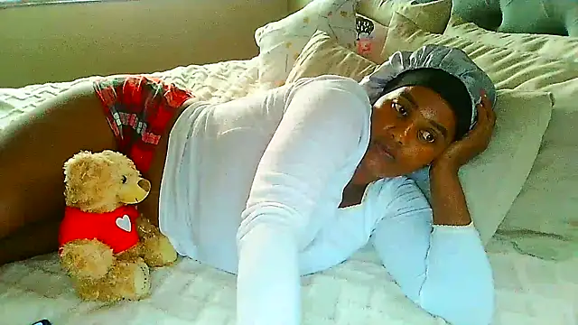 Snapshot of Charlie-Crawford chatting on February 2025 04:13:02 PM Charlie-Crawford online show from February 2025 04:13:02 PM