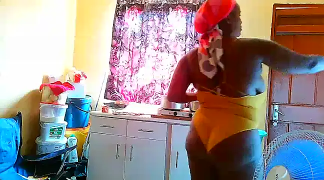 Snapshot of Charlie-Crawford chatting on March 2025 12:14:02 PM Charlie-Crawford online show from March 2025 12:14:02 PM