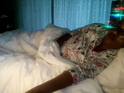 Snapshot of Charlie-Crawford chatting on October 2025 03:51:02 PM Charlie-Crawford online show from October 2025 03:51:02 PM