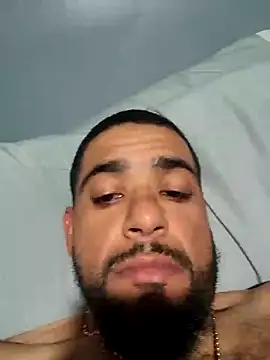 Snapshot of ositomanzo chatting on October 2025 04:04:02 AM ositomanzo online show from October 2025 04:04:02 AM