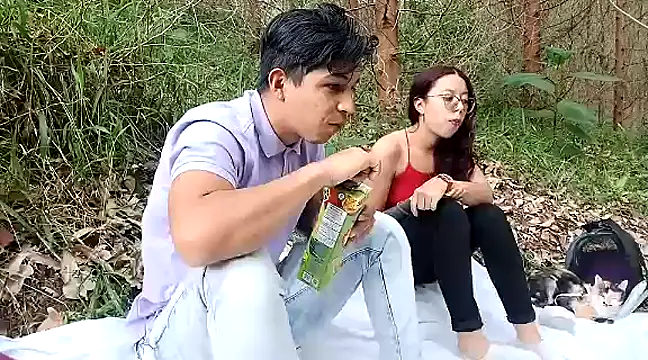 Snapshot of sophieandmarkls chatting on January 2025 06:25:01 PM sophieandmarkls online show from January 2025 06:25:01 PM