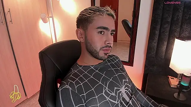 ItsMeEros online show from October 2025 09:35:02 PM