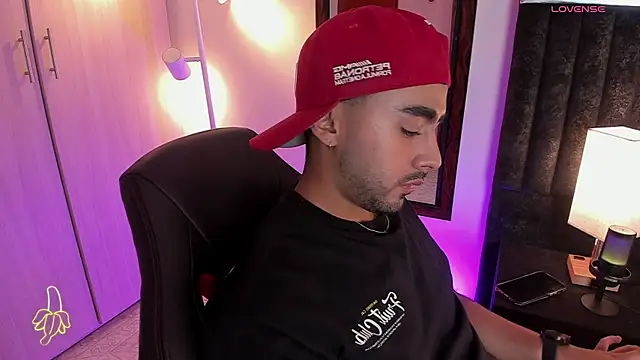 ItsMeEros online show from October 2025 10:54:02 PM