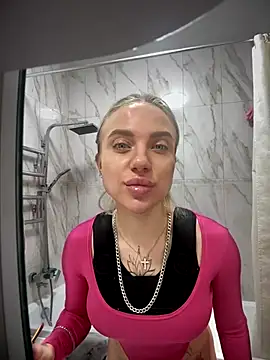 Snapshot of pinkstar_ chatting on October 2025 06:18:02 PM pinkstar online show from October 2025 06:18:02 PM