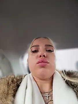 Snapshot of pinkstar_ chatting on December 2025 05:28:01 AM pinkstar online show from December 2025 05:28:01 AM