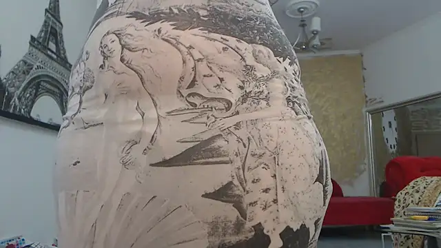 Snapshot of AnnaBellaLuckyXOXO chatting on October 2025 11:29:01 AM AnnaBellaLuckyXOXO online show from October 2025 11:29:01 AM