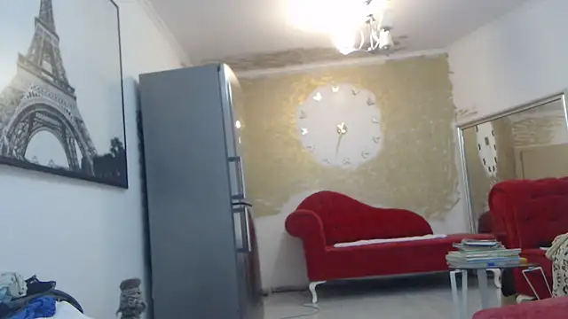 Snapshot of AnnaBellaLuckyXOXO chatting on December 2025 11:52:02 AM AnnaBellaLuckyXOXO online show from December 2025 11:52:02 AM