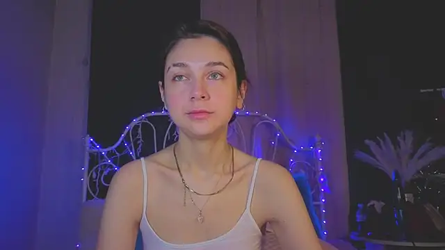 Snapshot of Funny_Bunny chatting on November 2025 01:04:02 AM Funny Bunny online show from November 2025 01:04:02 AM