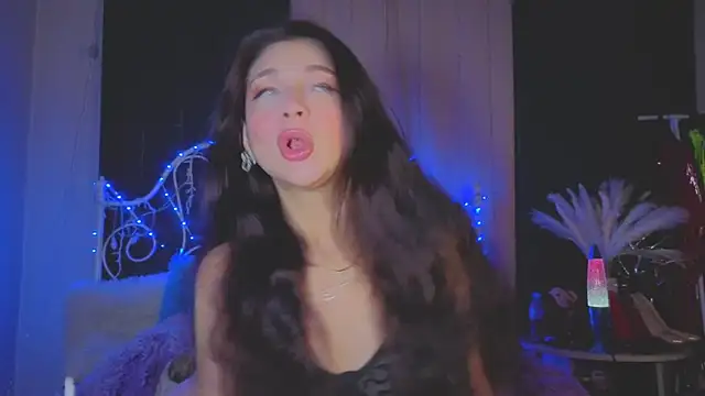 Snapshot of Funny_Bunny chatting on November 2025 09:43:02 PM Funny Bunny online show from November 2025 09:43:02 PM