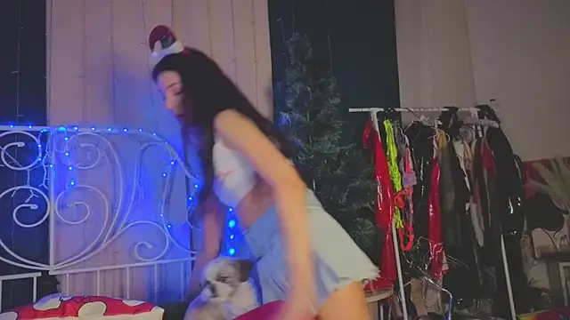 Snapshot of Funny_Bunny chatting on December 2025 12:48:01 AM Funny Bunny online show from December 2025 12:48:01 AM