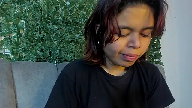 Snapshot of SabinaMerchetti chatting on June 2026 05:06:02 PM SabinaMerchetti online show from June 2026 05:06:02 PM
