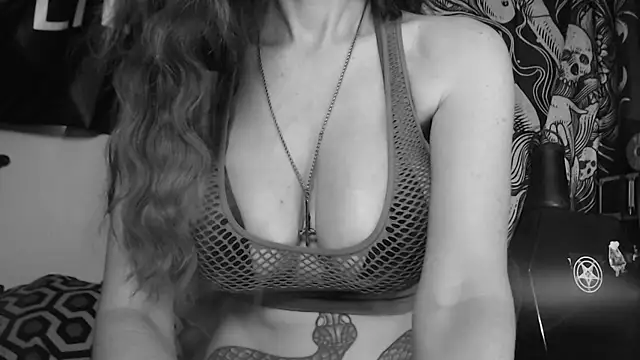 Snapshot of Silentmary chatting on July 2026 10:55:01 AM Silentmary online show from July 2026 10:55:01 AM