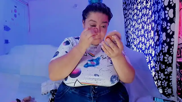 Fierymichef online show from April 2026 06:30:01 PM